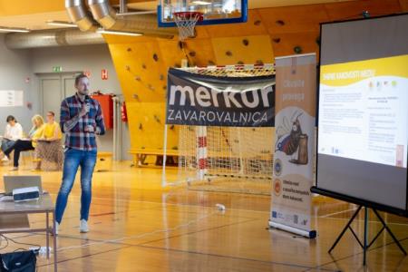 PIVKA DRŽAVNO TEKMOVANJE MLADIH ČEBELARJEV 11.5.2024 - Valter Leban-9625 (Small)